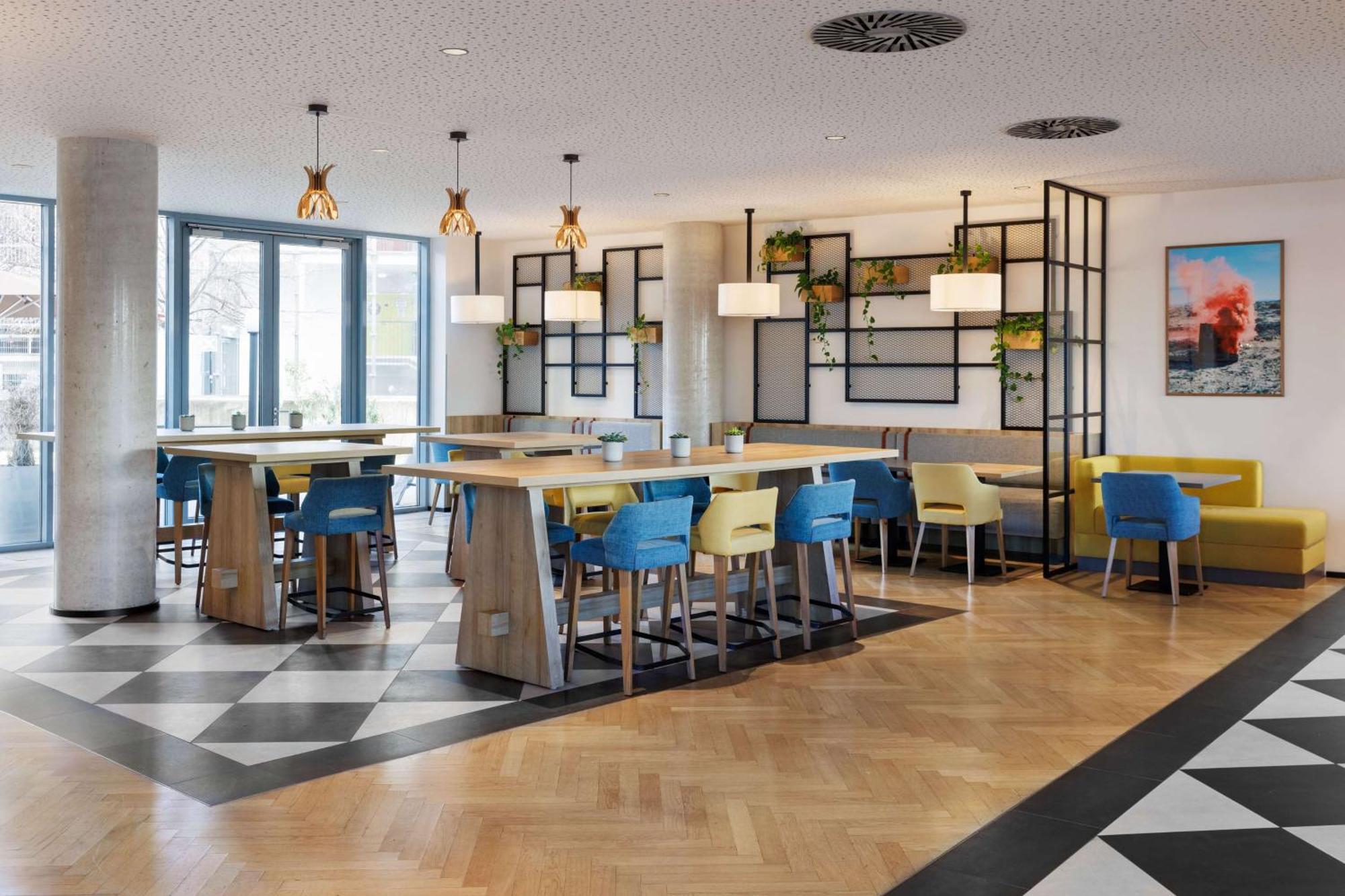 Spark By Hilton Vienna Messe Prater Exterior foto